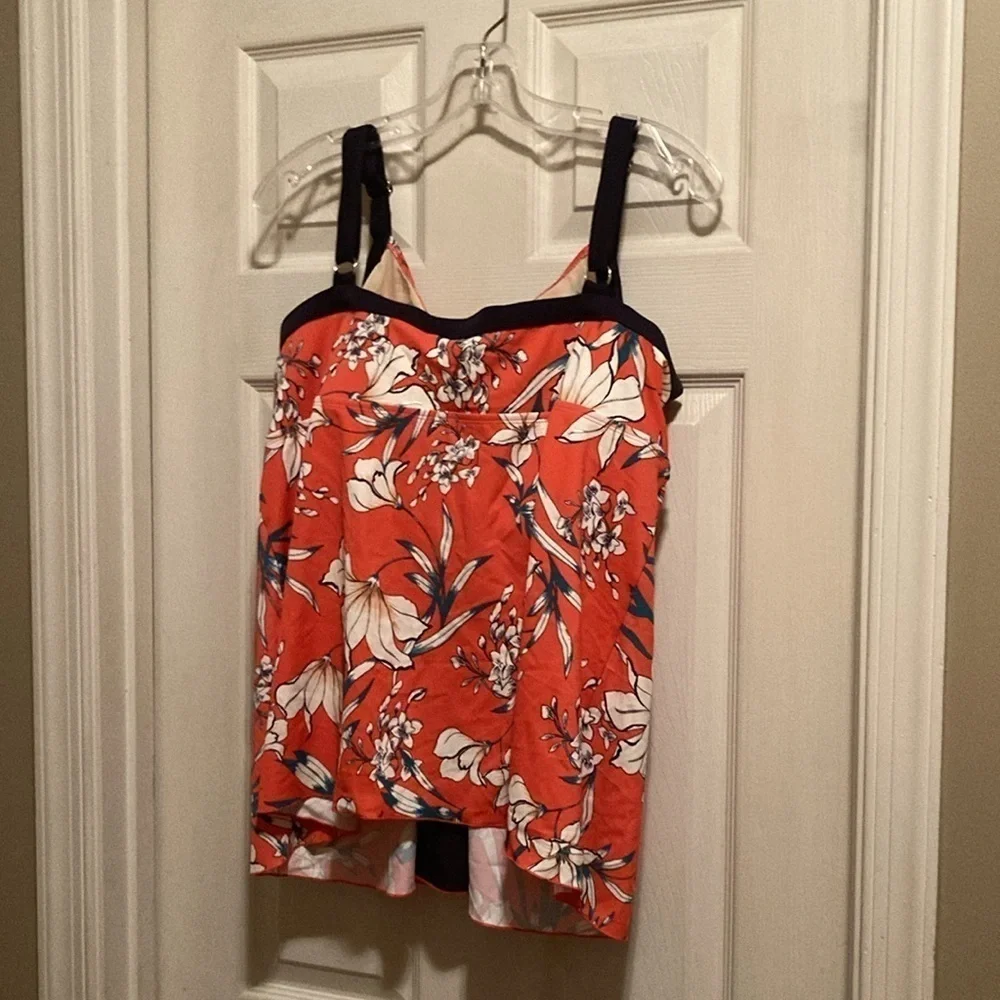 Avenue Floral Swim Top - Orange and‎ Black - 22W